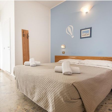 Hotel Santiago Rimini Exterior photo