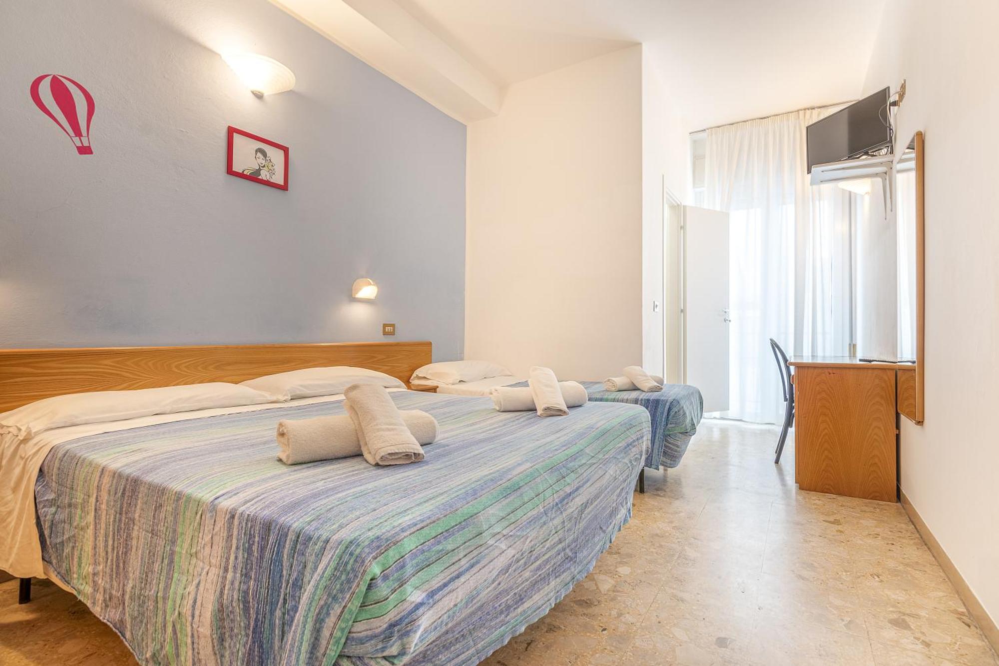 Hotel Santiago Rimini Exterior photo